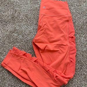 Lululemon leggings with pockets